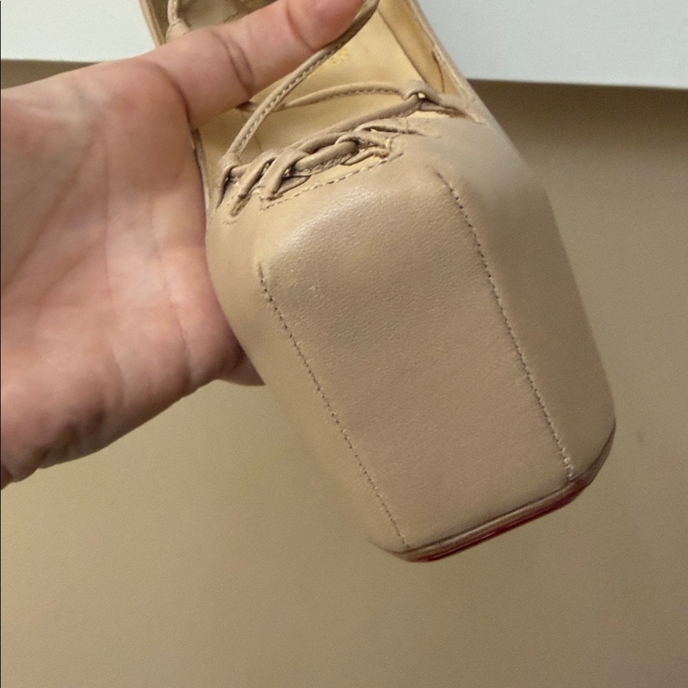 Christian Louboutin Ghildarc 38.5 Nude 160 - Picture 11 of 11